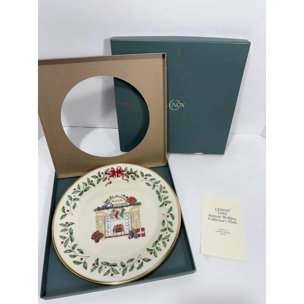 HOLIDAY by Lenox 1993 CHRISTMAS PLATE 10.5
